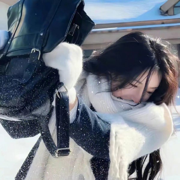 驼路神卦女